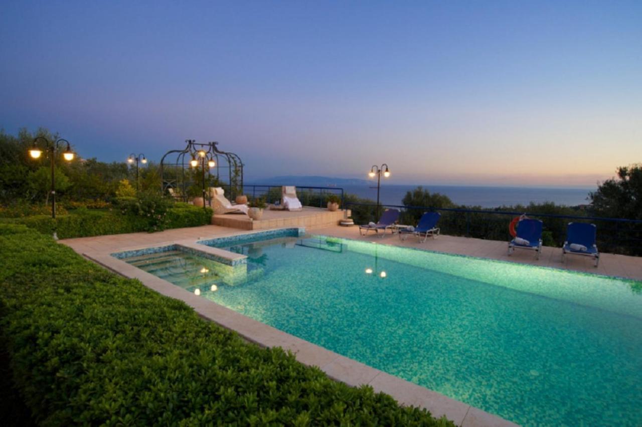 Lucia Simona Villas Mousata エクステリア 写真